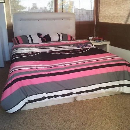 Parliament 住宿加早餐酒店 博德鲁姆