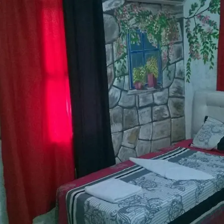 Parliament 住宿加早餐酒店 博德鲁姆