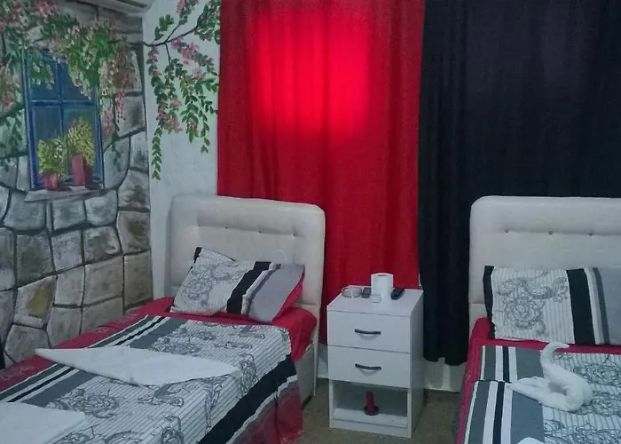 Parliament Couette-café